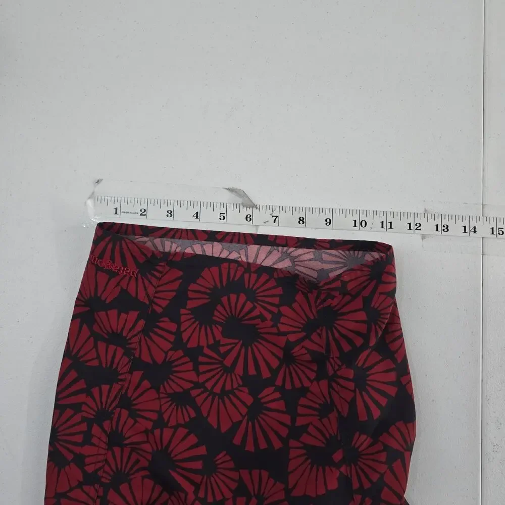 Patagonia Men's 30‎ Board Shorts Red Black Floral Swim Surf Trunks 6353